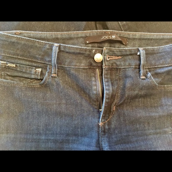 Joe’s Jeans Bootcut Sz 26 Dark Wash Color, EUC - Picture 8 of 9